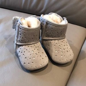 NWOT UGG JESSE BOW II STARGIRL BOOTIE